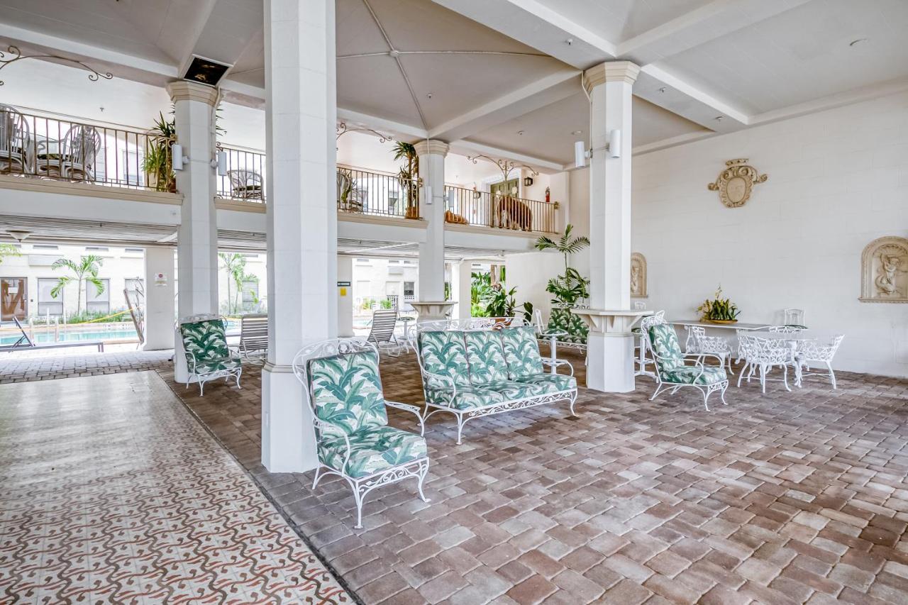Palm Beach Hotel & Sunrise Cottage Extérieur photo