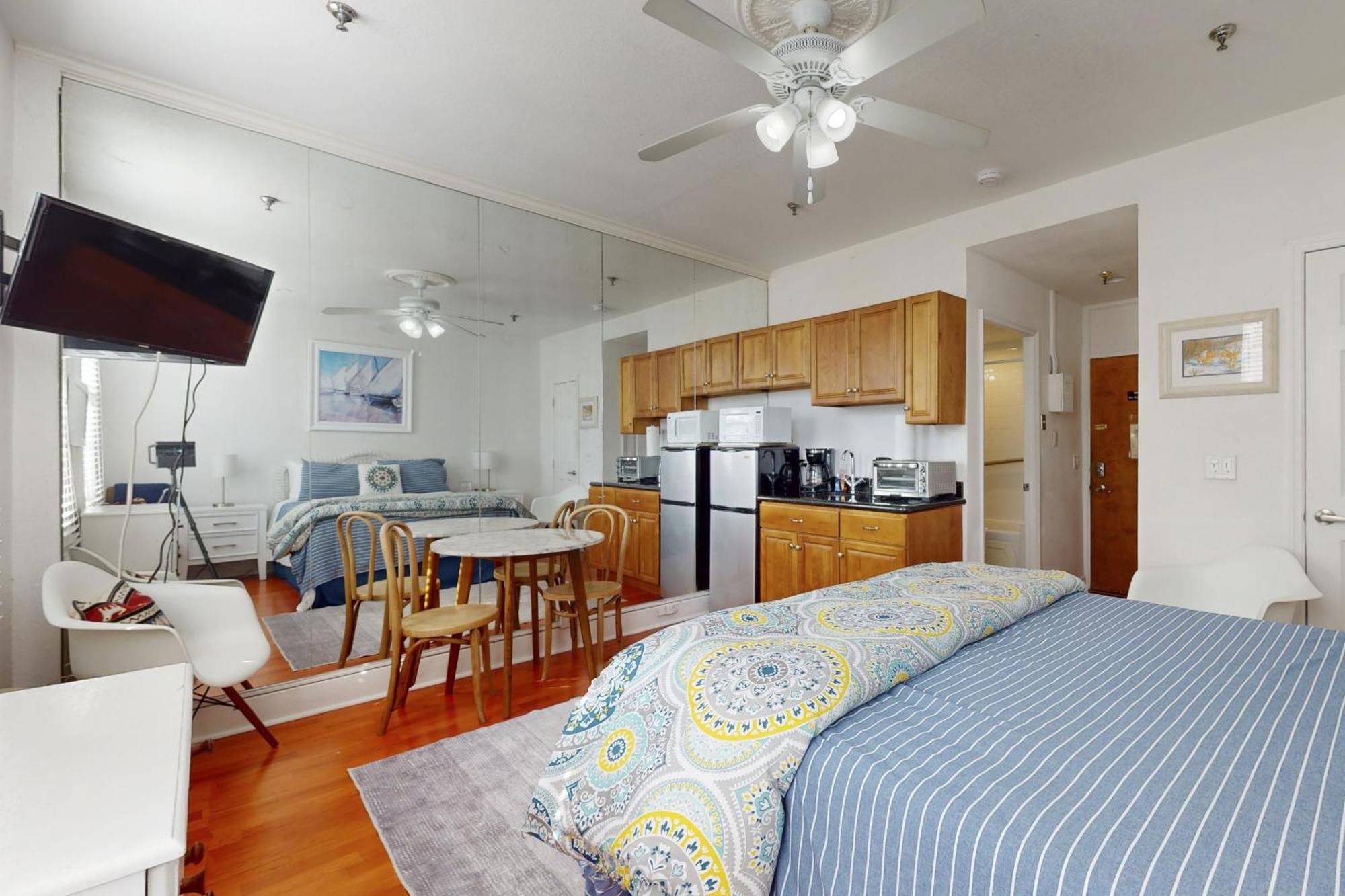 Palm Beach Hotel & Sunrise Cottage Extérieur photo